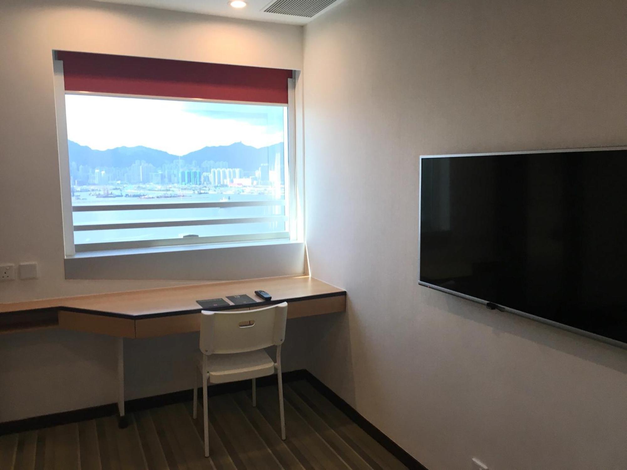 Ibis Hong Kong North Point Hotel Exterior photo