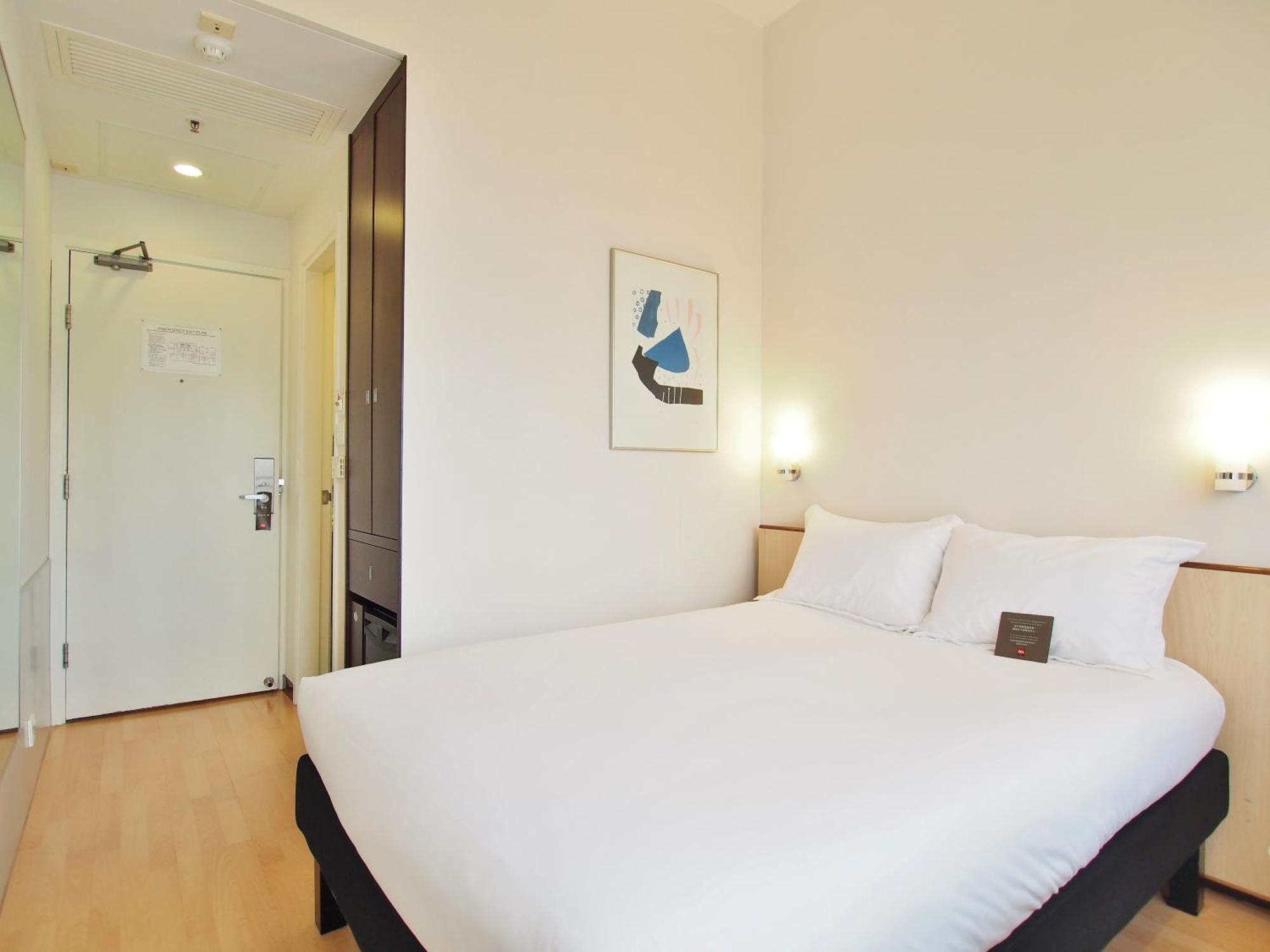 Ibis Hong Kong North Point Hotel Exterior photo